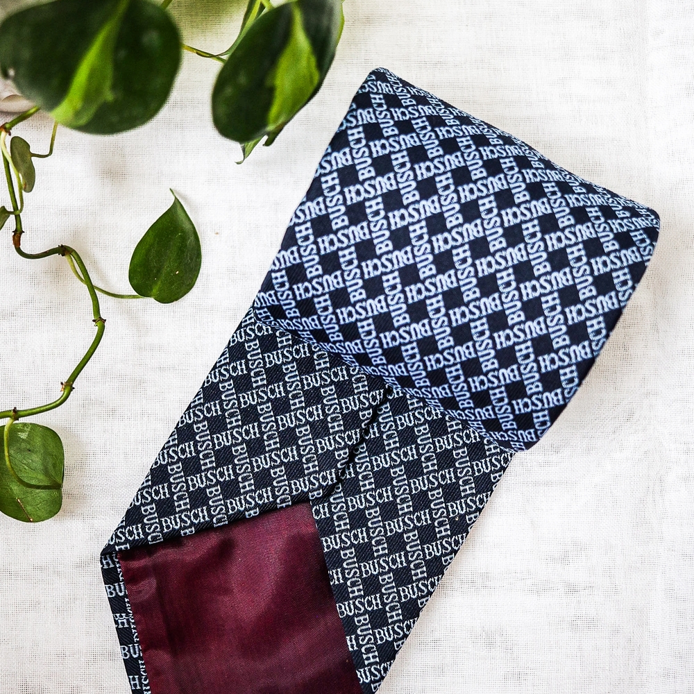 Men's Black and White Patterned Tie